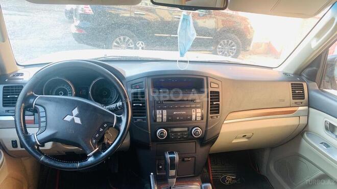 Mitsubishi Pajero 2007, 174,000 km - 3.8 l - Bakı