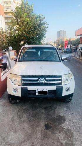 Mitsubishi Pajero 2007, 174,000 km - 3.8 l - Bakı
