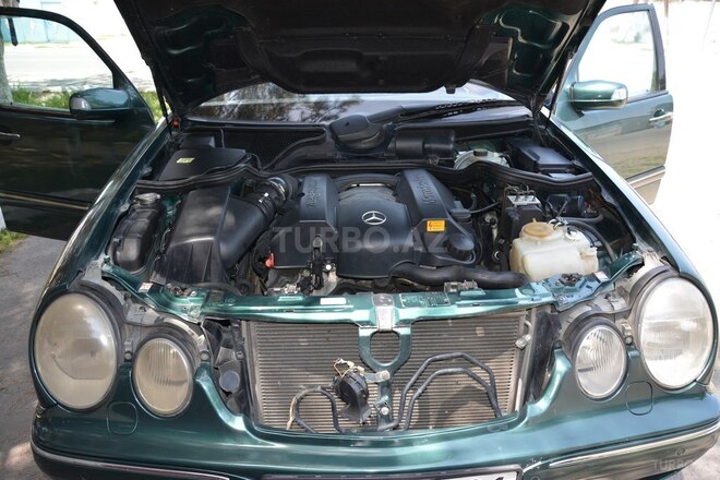 Mercedes E 240 2001, 390,000 km - 2.6 l - Ağdaş