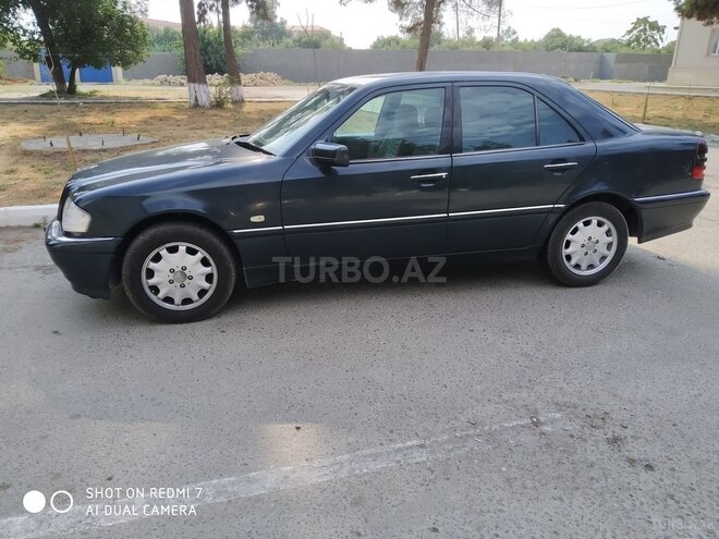 Mercedes C 180 1999, 400,000 km - 1.8 l - Salyan