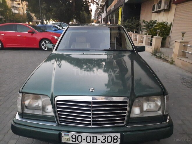 Mercedes E 220 1993, 565,341 km - 2.2 l - Bakı