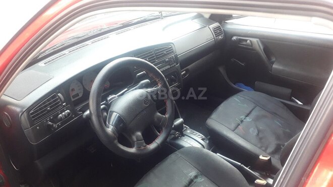 Volkswagen Golf 1995, 258,000 km - 1.8 л - Bakı