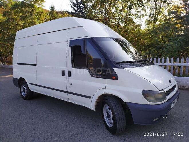 Ford Transit 2002, 378,000 km - 2.4 л - Quba