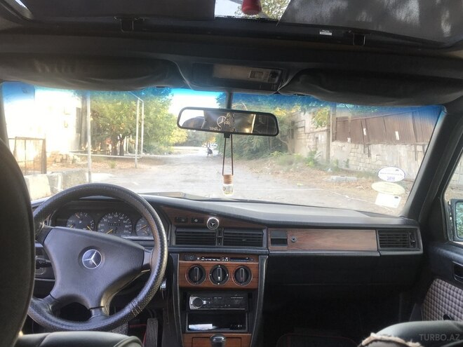 Mercedes 190 1992, 340,000 km - 1.8 l - Sumqayıt