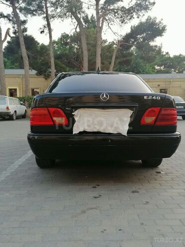 Mercedes E 240 1998, 230,000 km - 2.4 л - Bakı