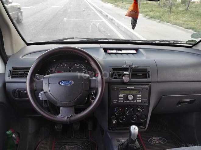 Ford Tourneo Connect 2009, 219,000 km - 1.8 l - Bakı
