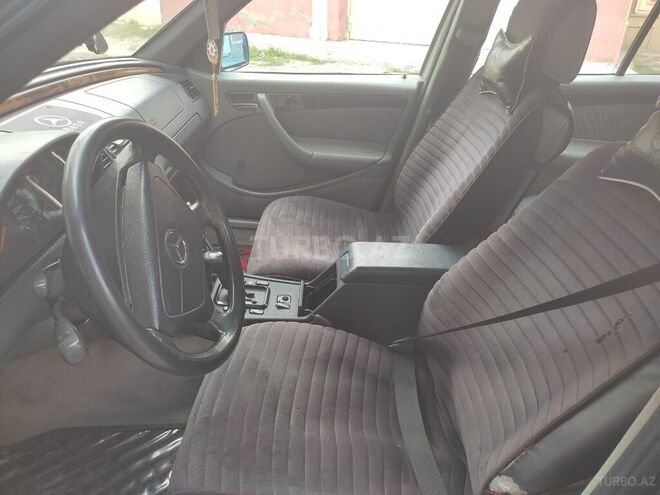 Mercedes C 240 2000, 376,257 km - 2.4 l - Tovuz