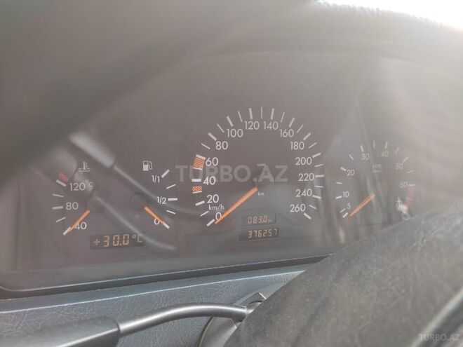 Mercedes C 240 2000, 376,257 km - 2.4 l - Tovuz