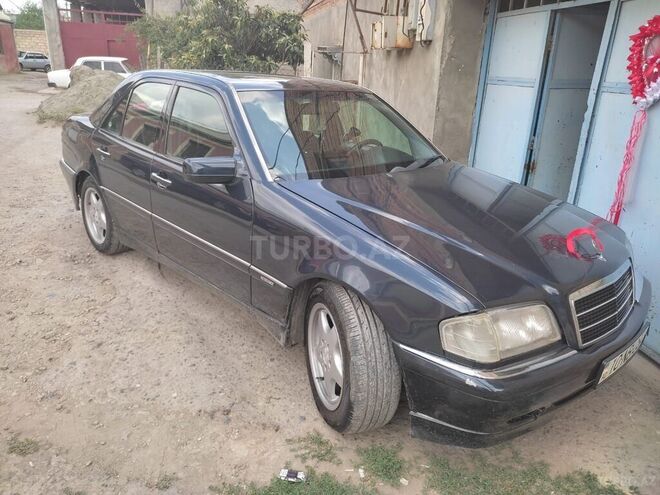 Mercedes C 240 2000, 376,257 km - 2.4 l - Tovuz