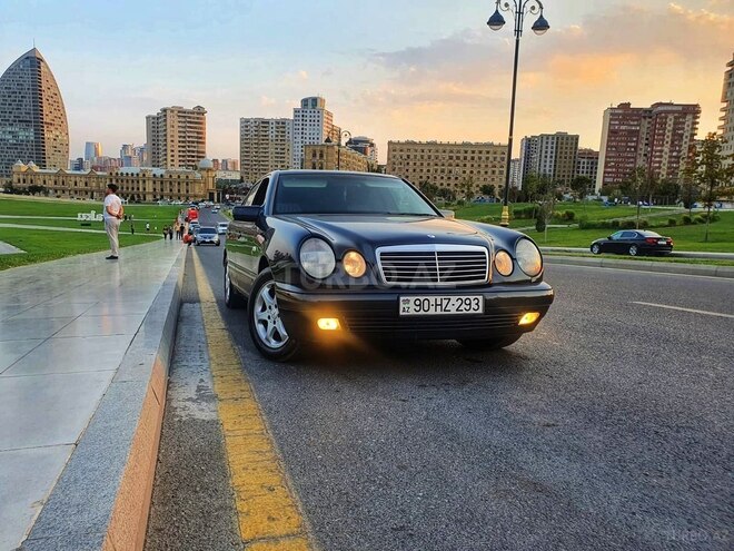 Mercedes E 230 1997, 398,000 km - 2.3 l - Bakı
