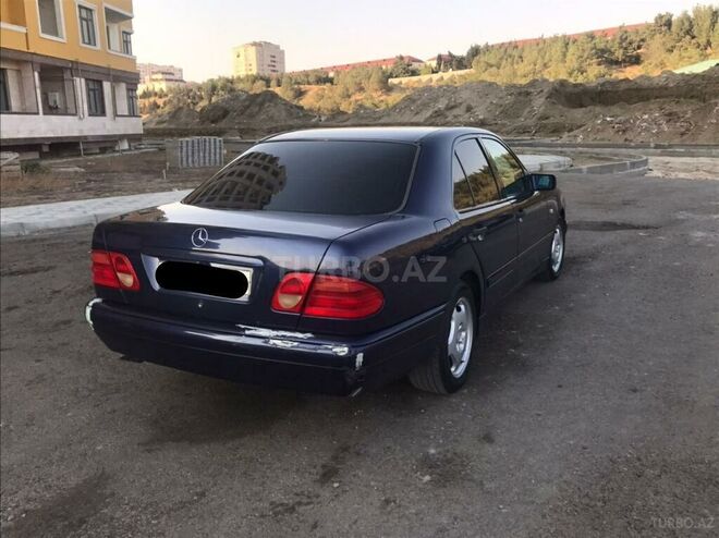 Mercedes E 240 1998, 235,000 km - 2.4 л - Sumqayıt