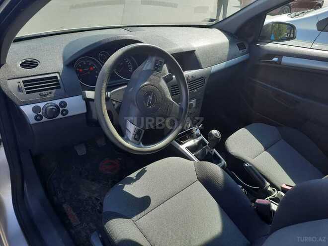 Opel Astra 2005, 156,137 km - 1.4 l - Qusar