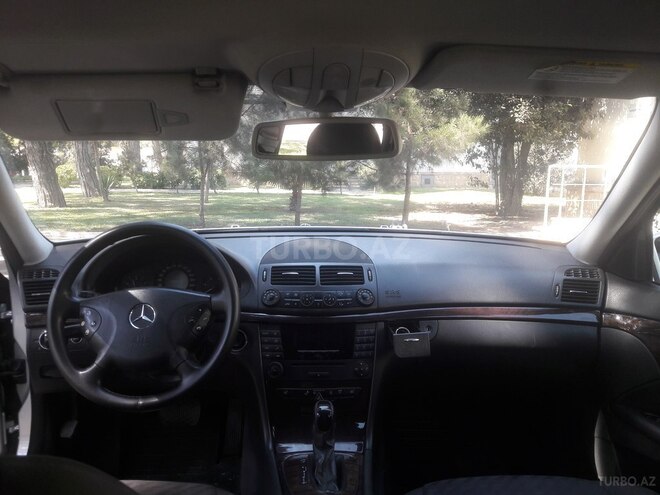 Mercedes E 220 2004, 379,000 km - 2.2 l - Bakı