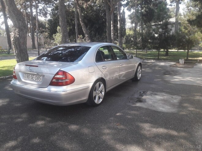 Mercedes E 220 2004, 379,000 km - 2.2 l - Bakı