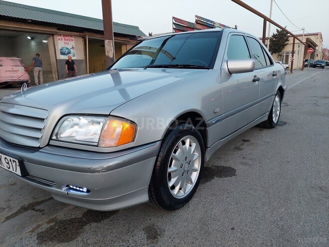Mercedes C 180 1999, 280,000 km - 1.8 l - Bakı