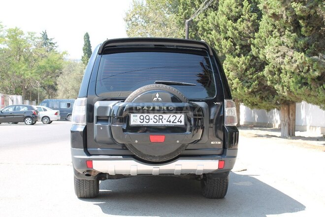Mitsubishi Pajero 2007, 198,000 km - 3.0 l - Bakı