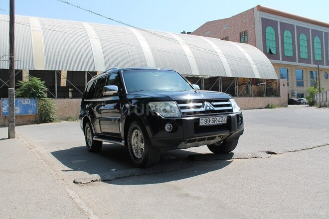 Mitsubishi Pajero 2007, 198,000 km - 3.0 l - Bakı