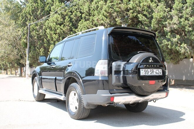 Mitsubishi Pajero 2007, 198,000 km - 3.0 l - Bakı