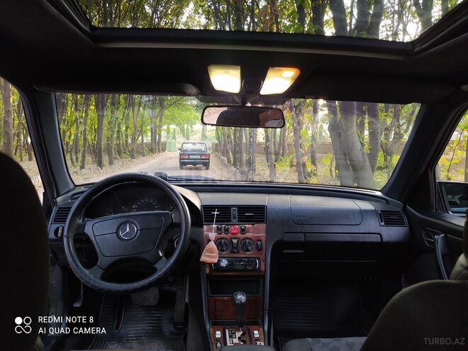 Mercedes C 180 1999, 244,000 km - 1.8 l - Tovuz