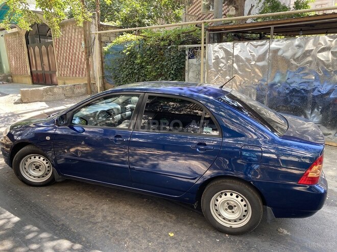 Toyota Corolla 2005, 183,000 km - 1.4 л - Bakı
