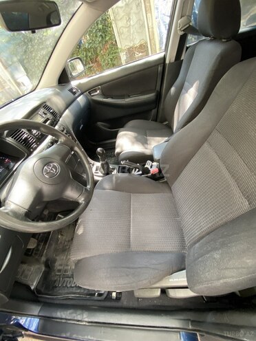 Toyota Corolla 2005, 183,000 km - 1.4 л - Bakı