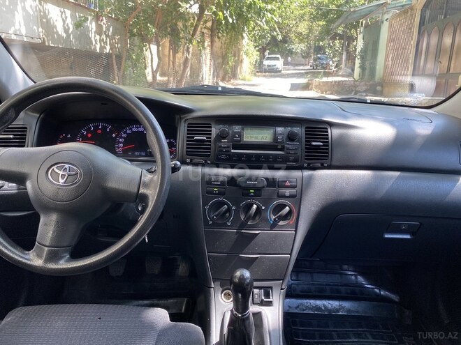 Toyota Corolla 2005, 183,000 km - 1.4 л - Bakı