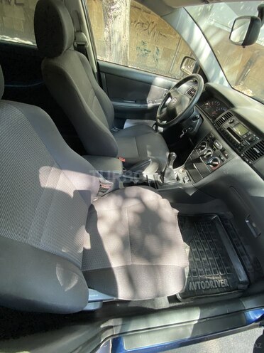 Toyota Corolla 2005, 183,000 km - 1.4 л - Bakı