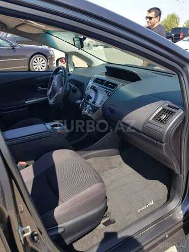 Toyota Prius V 2015, 170,590 km - 1.8 l - Bakı