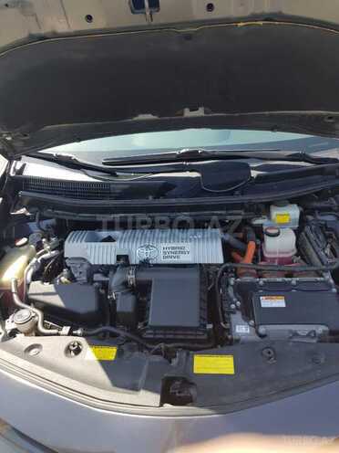 Toyota Prius V 2015, 170,590 km - 1.8 l - Bakı