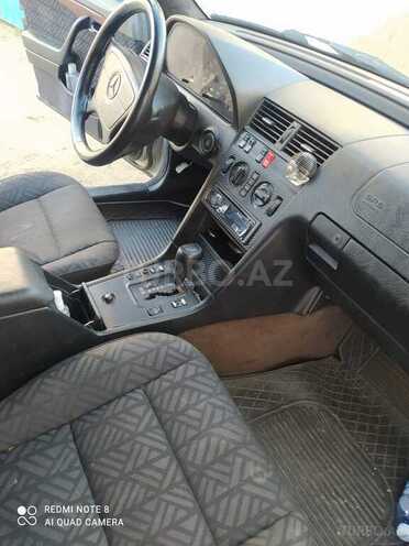 Mercedes C 180 1995, 300,000 km - 1.8 л - Bakı