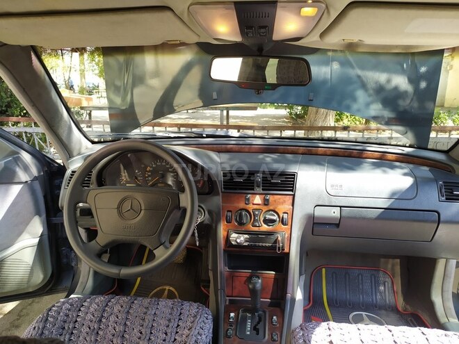 Mercedes C 220 1995, 530,326 km - 2.2 l - Bakı