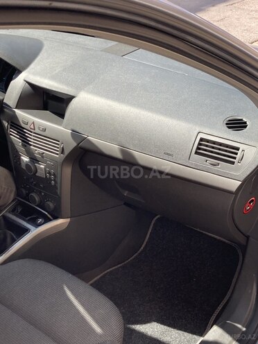 Opel Astra 2004, 94,800 km - 1.4 л - Bakı