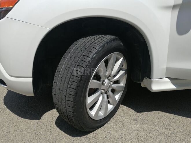 Mitsubishi Outlander Sport 2011, 174,500 km - 2.0 l - Bakı