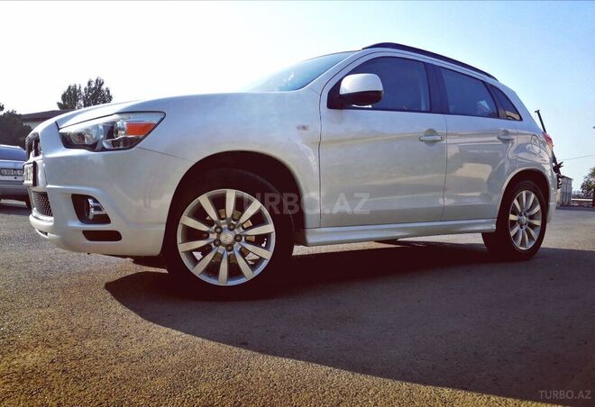 Mitsubishi Outlander Sport 2011, 174,500 km - 2.0 l - Bakı