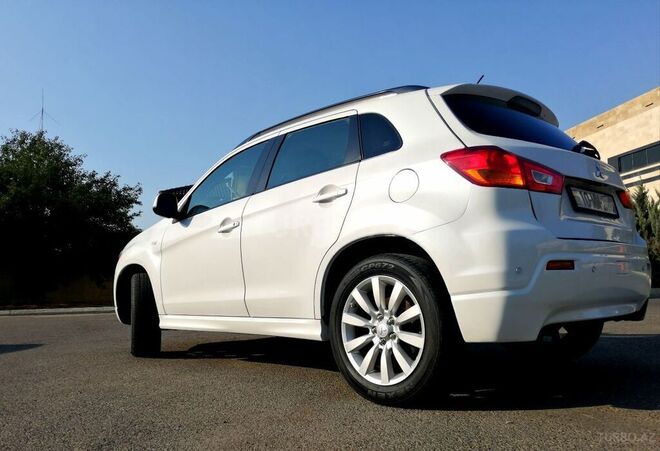 Mitsubishi Outlander Sport 2011, 174,500 km - 2.0 l - Bakı