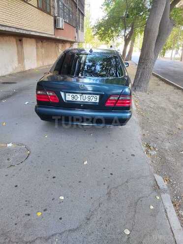 Mercedes E 240 2010, 280 km - 2.4 l - Bakı
