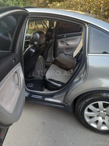 Volkswagen Passat 2003, 250,000 km - 1.8 l - Mingəçevir