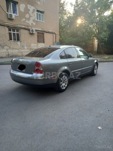Volkswagen Passat 2003, 250,000 km - 1.8 l - Mingəçevir