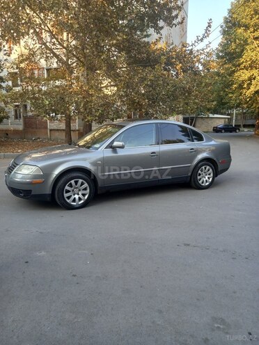 Volkswagen Passat 2003, 250,000 km - 1.8 l - Mingəçevir