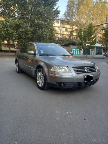 Volkswagen Passat 2003, 250,000 km - 1.8 l - Mingəçevir
