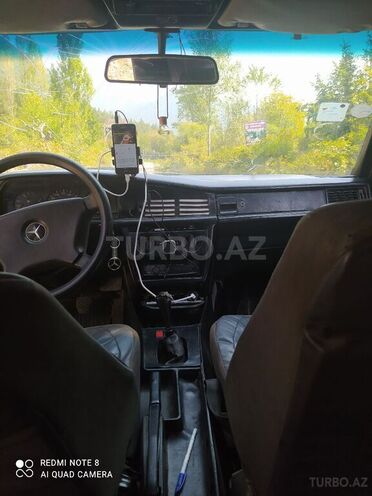 Mercedes 190 1989, 390,452 km - 1.9 l - Şəki