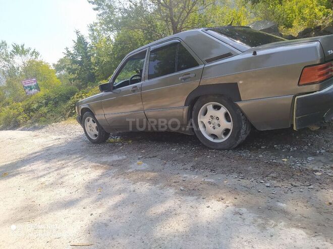 Mercedes 190 1989, 390,452 km - 1.9 l - Şəki