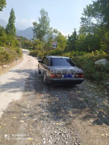 Mercedes 190 1989, 390,452 km - 1.9 l - Şəki