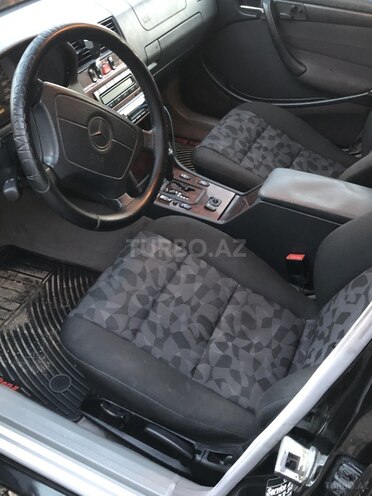 Mercedes C 200 1998, 31,600 km - 2.0 л - Ağcabədi