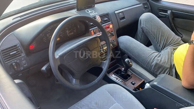 Mercedes C 200 1994, 262,600 km - 2.0 l - Sumqayıt