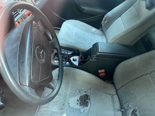 Mercedes C 200 1994, 262,600 km - 2.0 l - Sumqayıt