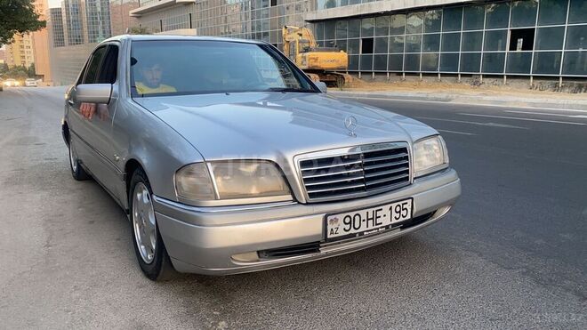Mercedes C 200 1994, 262,600 km - 2.0 l - Sumqayıt