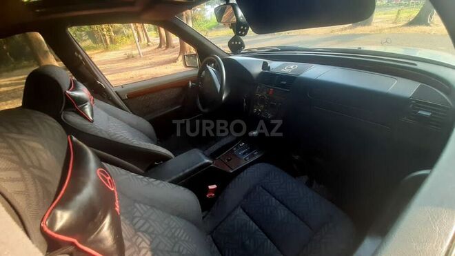 Mercedes C 200 1995, 300,000 km - 2.0 l - Lənkəran