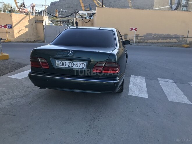 Mercedes E 220 1999, 674,000 km - 2.2 l - Bakı