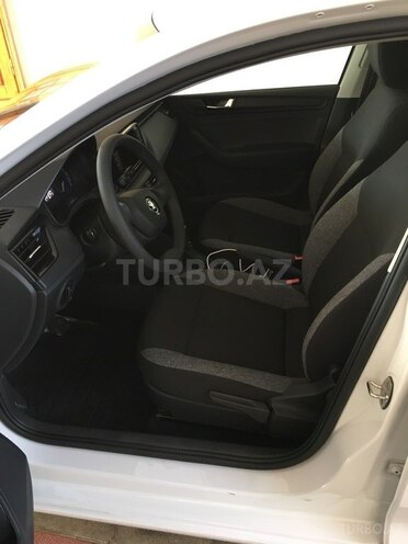 Skoda Rapid 2021, 19,800 km - 1.6 l - Bakı